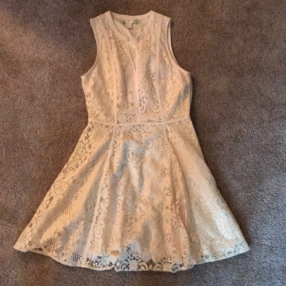 Lauren Conrad size 8 lace dress